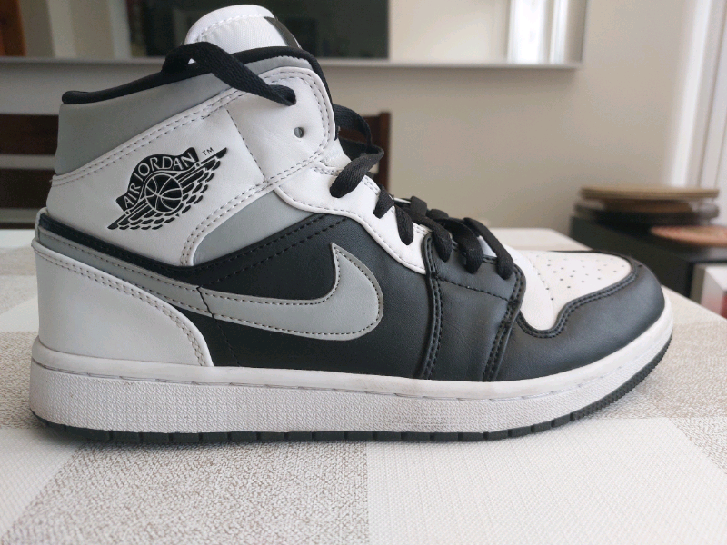 shadow 1s mid